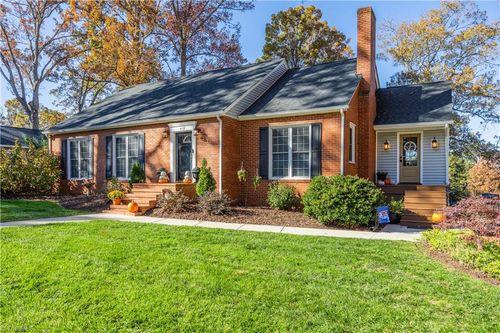 412 Cliff Rd, Asheboro, NC, 27203-6517 | Card Image