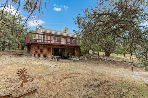 649 Frost Rd E, Edgewood, NM, 87015-6831 | Card Image