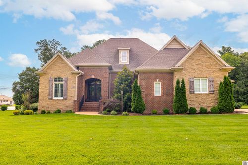 2098 Deerhaven Ln, Paducah, KY, 42001-8924 | Card Image