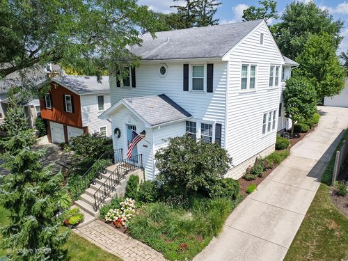 213 Walker Ave, Clarendon Hills, IL, 60514-1342 | Card Image