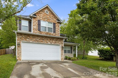 52 Black River Rd, Fletcher, NC, 28732-7902 | Card Image