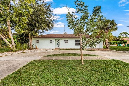 201 Marco Lake Dr, MARCO ISLAND, FL, 34145-2823 | Card Image