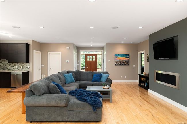 3022 Sarah Dr, House other with 5 bedrooms, 4 bathrooms and 5 parking in Sooke BC | Image 5