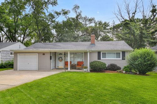 119 N Dorchester Ave, Wheaton, IL, 60187-4705 | Card Image