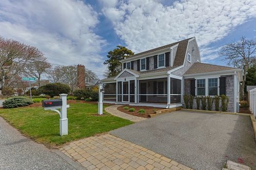 29 Hiawatha Rd, Harwich Port, MA, 02646-2133 | Card Image