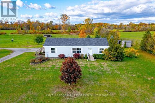 1319 Windham Centre Rd, Windham Centre, ON, N0E2A0 | Card Image