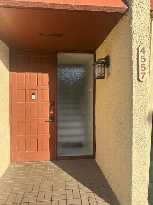 4557 Luxemburg Ct, Lake Worth, FL, 33467-5098 | Card Image