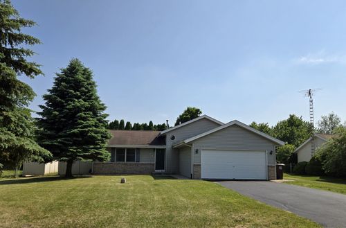 5852 Longest Dr, South Beloit, IL, 61080-9257 | Card Image