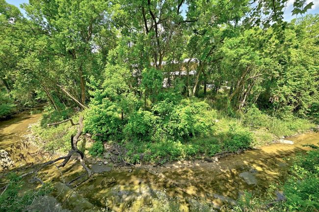 1700 S 6 Th St, House other with 3 bedrooms, 4 bathrooms and 2 parking in Austin TX | Image 34