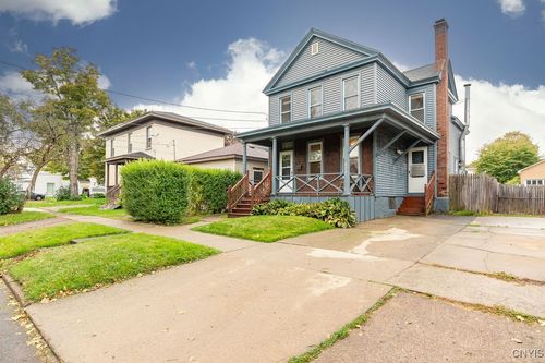 216 W 4th St, Oswego, NY, 13126-3606 | Card Image