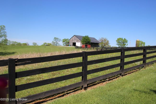1384 Highway 1066, Home with 4 bedrooms, 3 bathrooms and null parking in Bloomfield KY | Image 15