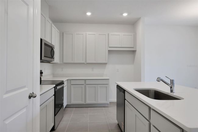 2920 Supermarine Loop, House other with 4 bedrooms, 2 bathrooms and null parking in TAVARES FL | Image 12