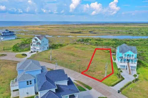 25819 Bay Breeze Dr, Galveston, TX, 77554-1526 | Card Image