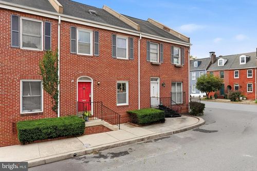2003 Fountain St, BALTIMORE, MD, 21231-3048 | Card Image