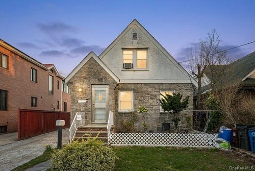 171-08 84th Rd, Jamaica, NY, 11432-2113 | Card Image