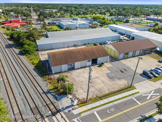 527 Peachtree St, Home with 0 bedrooms, 1 bathrooms and null parking in Cocoa FL | Image 24