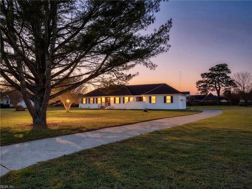 102 Foxcroft Rd, Suffolk, VA, 23435-1471 | Card Image