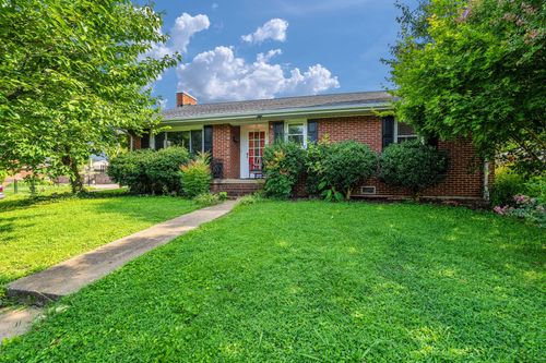 1100 Wateree St, Kingsport, TN, 37660-4548 | Card Image