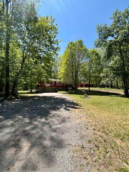4377 Adams Rd, Lake, MI, 48632-8613 | Card Image