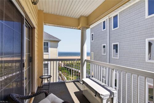 300-3232 Silver Sands Cir, Virginia Beach, VA, 23451-1197 | Card Image