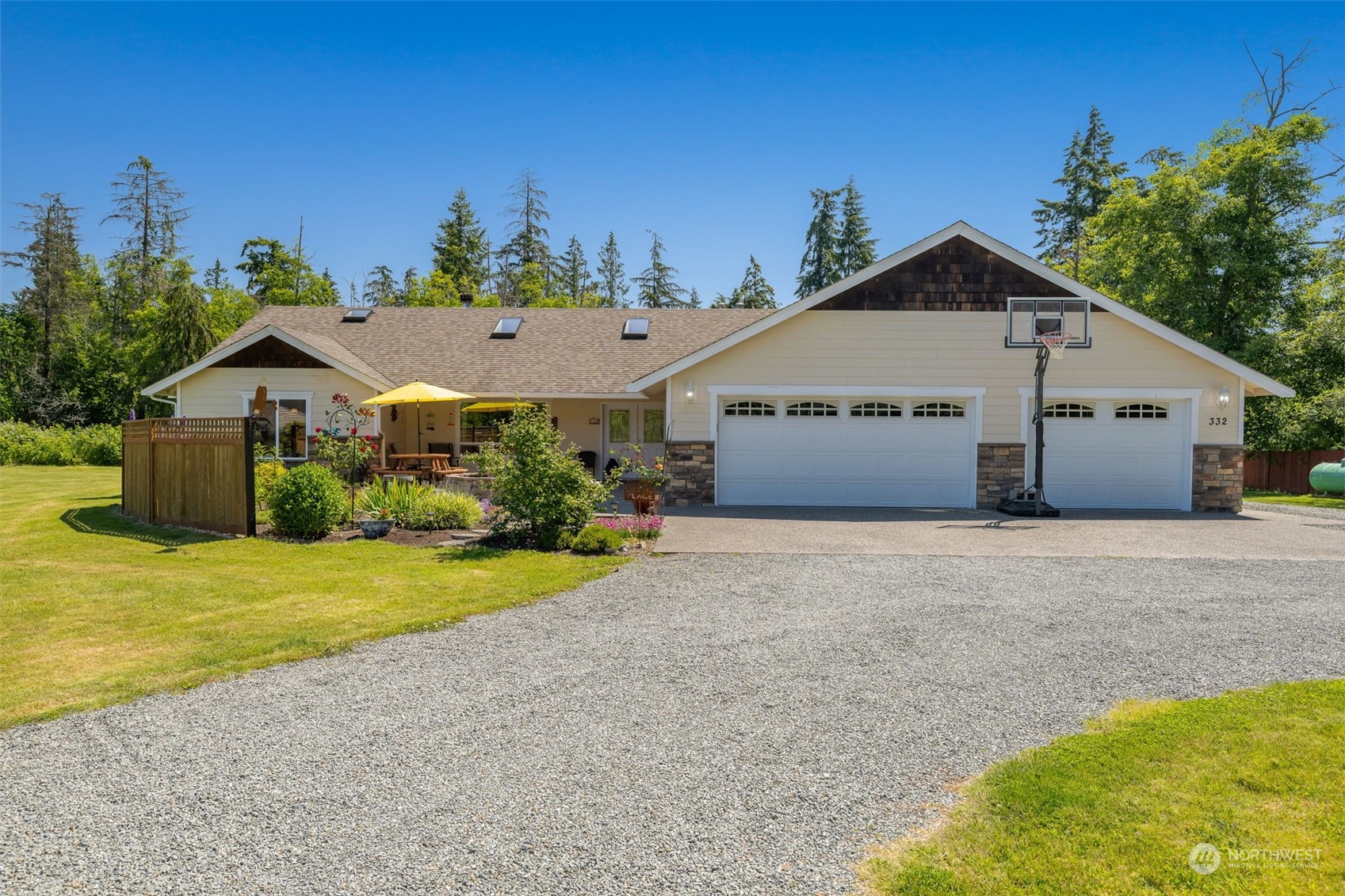 Dry Lake Rd, Camano Island, WA 98282