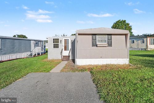 72 Aspen Rd, Dillsburg, PA, 17019-1101 | Card Image