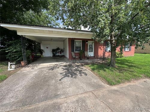 206 Russell Avenue, Sikeston, MO, 63801 | Card Image