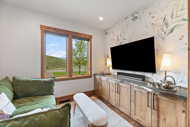 bonus tv room / office | Image 45