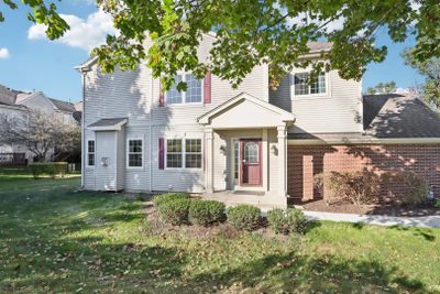 6038 Canterbury Lane, Townhouse with 3 bedrooms, 2 bathrooms and 2 parking in Hoffman Estates IL | Image 1