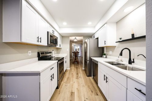 102-9125 E Purdue Ave, Scottsdale, AZ, 85258-5111 | Card Image