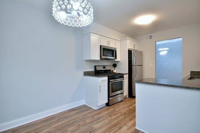 D - 5177 Coventry Ln, Condo with 2 bedrooms, 2 bathrooms and 1 parking in Gurnee IL | Image 16