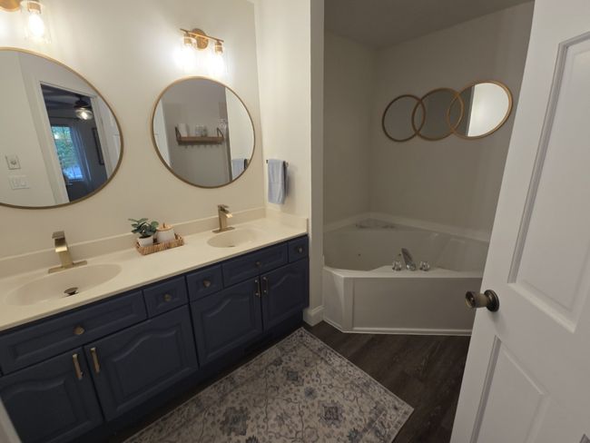 1530 Laurel Oaks Dr, Home with 2 bedrooms, 3 bathrooms and 2 parking in Streamwood IL | Image 42
