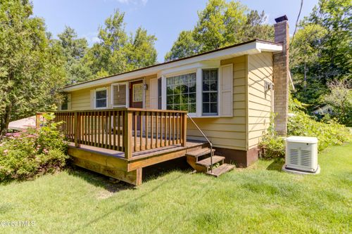 147 State Highway 10a, Johnstown, NY, 12095-4932 | Card Image