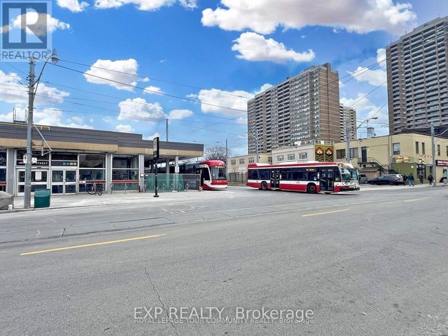 410 - 8 Trent Ave, Condo with 2 bedrooms, 1 bathrooms and 1 parking in Toronto ON | Image 24