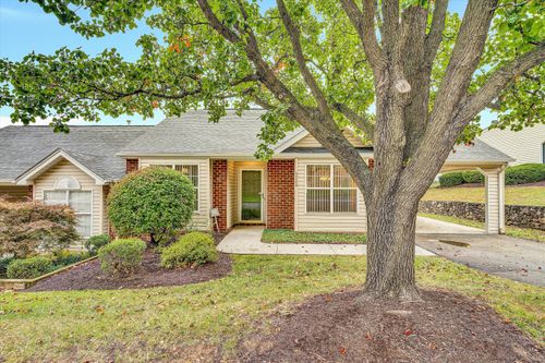 6928 Scotch Pine Ln, Roanoke, VA, 24019-2145 | Card Image