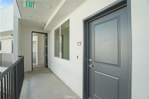 308-8750 Sepulveda Boulevard, North Hills, CA, 91343 | Card Image