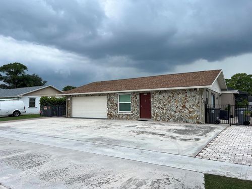 9173 E Highland Pines Blvd, Palm Beach Gardens, FL, 33418-5714 | Card Image
