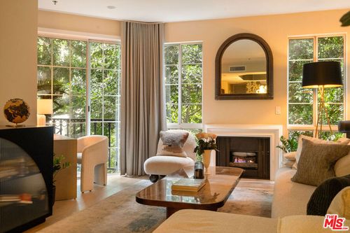407-585 N Rossmore Ave, Los Angeles, CA, 90004-2474 | Card Image