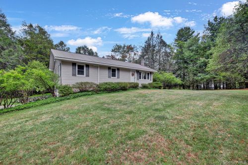 148 Moore Rd, Woodbourne, NY, 12788-5655 | Card Image