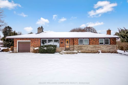 626 Iroquois Ave, Ancaster, ON, L9G3B4 | Card Image