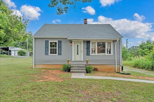 2509 Callaway Rd, Rocky Mount, VA, 24151-5017 | Card Image