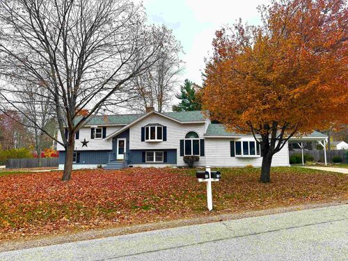 17 Maplewood Ave, Rochester, NH, 03867-2015 | Card Image