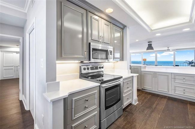 APT-317 - 2001 Sailfish Point Blvd, Condo with 2 bedrooms, 3 bathrooms and 2 parking in Stuart FL | Image 10