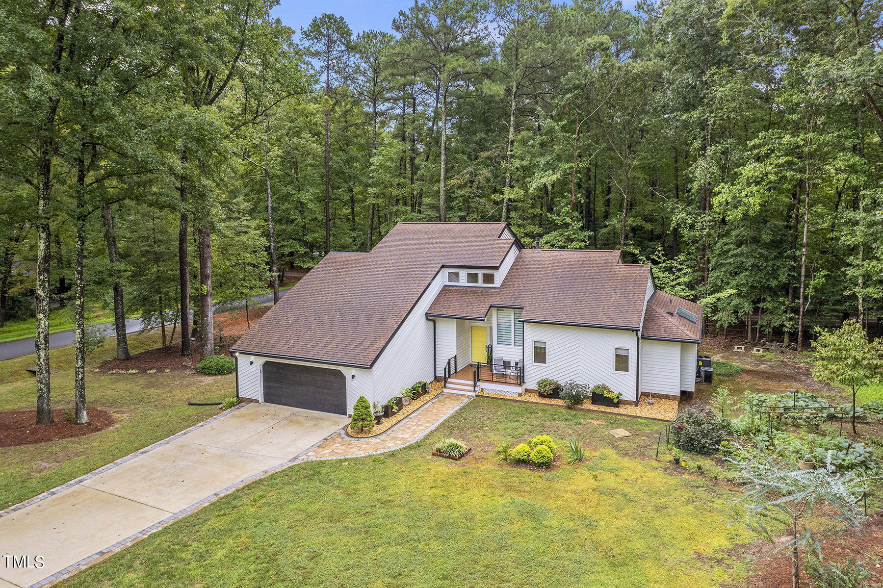 Heatherstone Dr, Raleigh, NC 27606