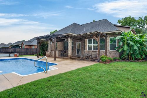 103 Rawlins Pt, Perry, GA, 31069-4993 | Card Image