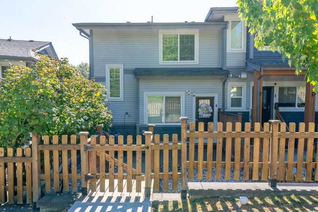 4 - 22810 113 Avenue, Townhouse with 4 bedrooms, 3 bathrooms and 4 parking in Maple Ridge BC | Image 36
