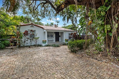 4150 Ventura Ave, Miami, FL, 33133-6335 | Card Image
