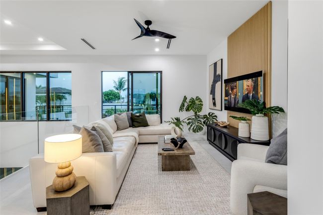 4921 Ne 29 Th Ave, House other with 5 bedrooms, 7 bathrooms and null parking in Lighthouse Point FL | Image 25