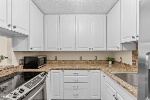 206-1071 Edgewood Ave S, JACKSONVILLE, FL, 32205-5368 | Card Image