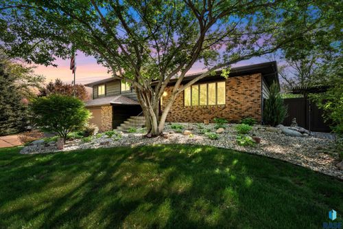 4708 S Birchwood Ave Avenue, Sioux Falls, SD, 57103-5440 | Card Image
